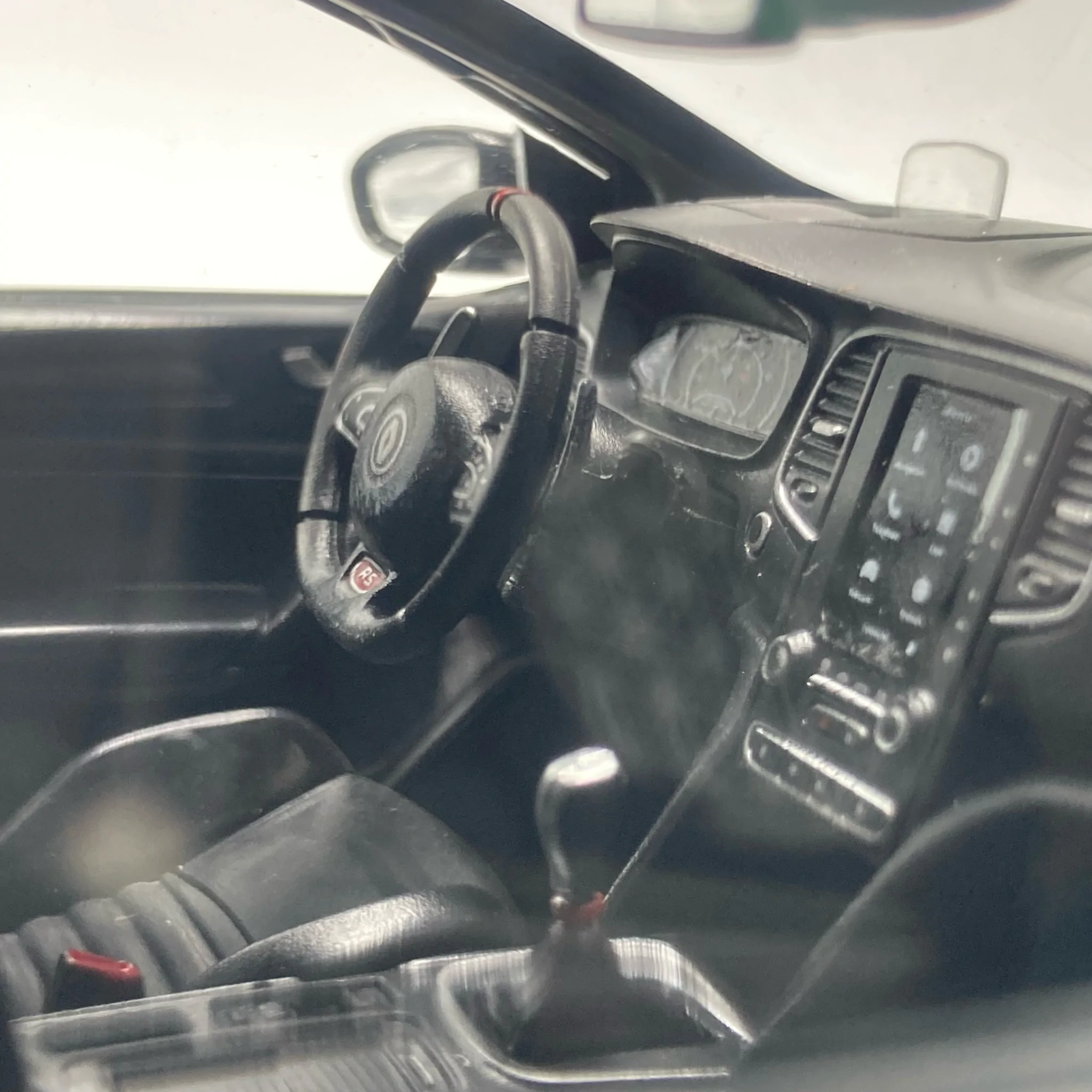 Renault Megane 4 RS Black – Image 8