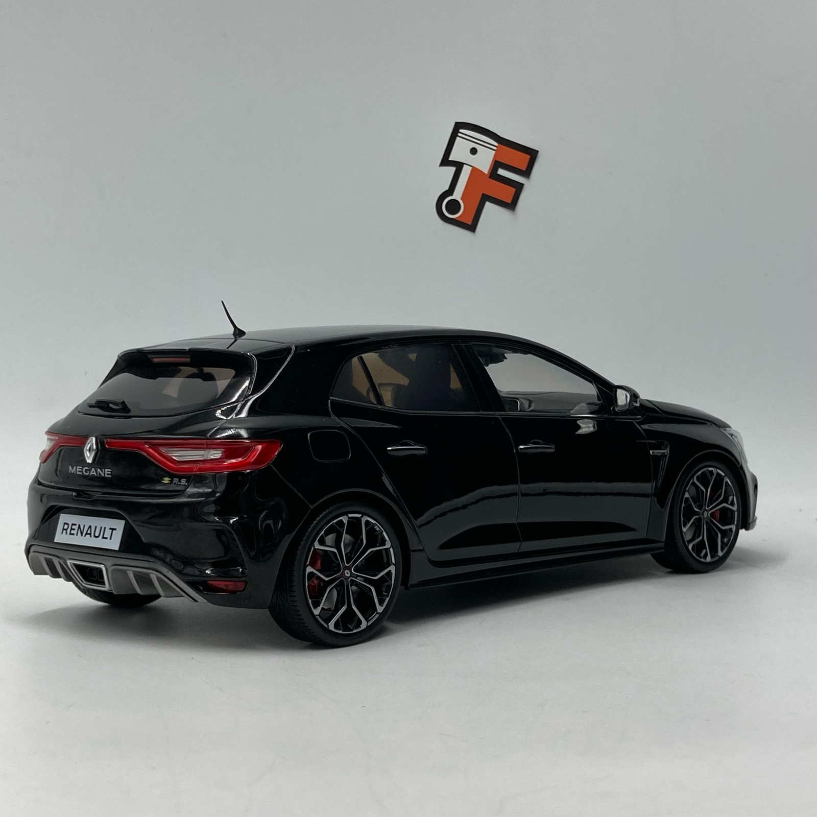 Renault Megane 4 RS Black – Image 3