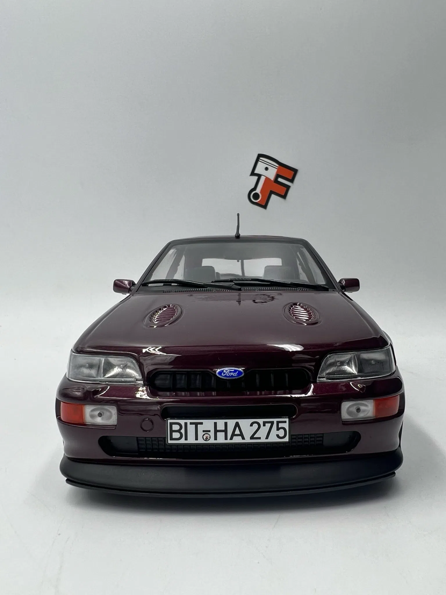 Ford Escort Cosworth Violet Metalic ‘92 – Image 3