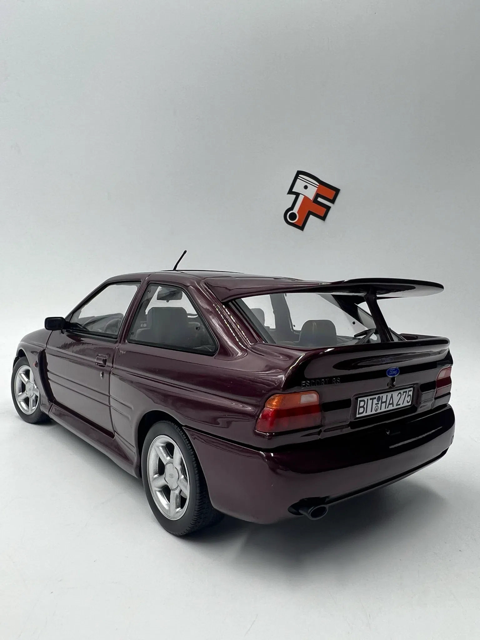 Ford Escort Cosworth Violet Metalic ‘92 – Image 2