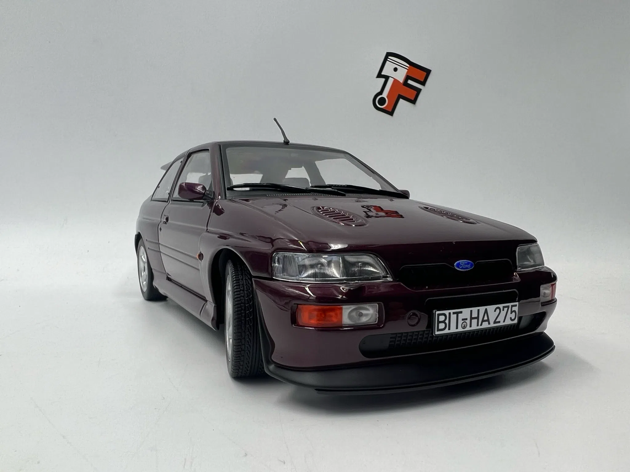Ford Escort Cosworth Violet Metalic ‘92 – Image 4