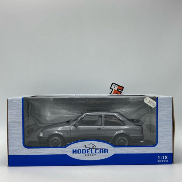 Miniature Ford Escort RS Turbo Gray 1990 échelle 1/18 vendue en Suisse