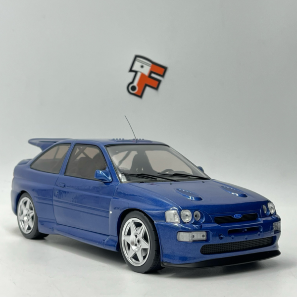 Miniature Ford Escort RS Cosworth « Ready To Race » 1996 échelle 1/18 vendue en Suisse