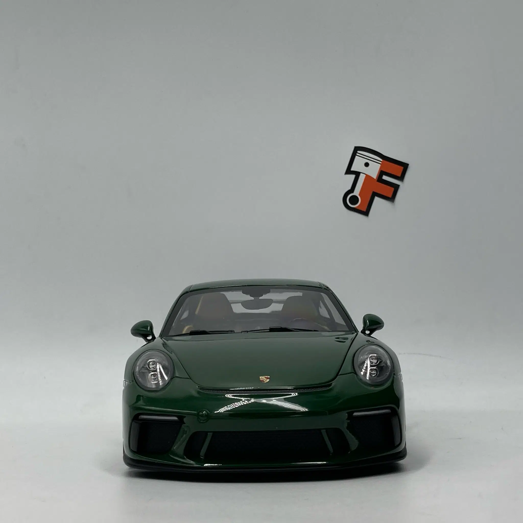 Porsche 911 GT3 2018 Darkgreen – Image 6