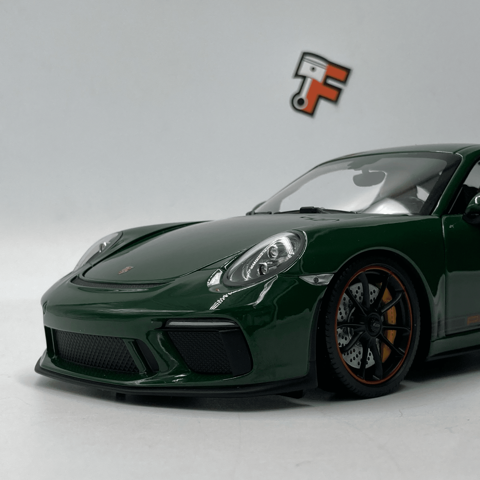 Porsche 911 GT3 2018 Darkgreen – Image 9