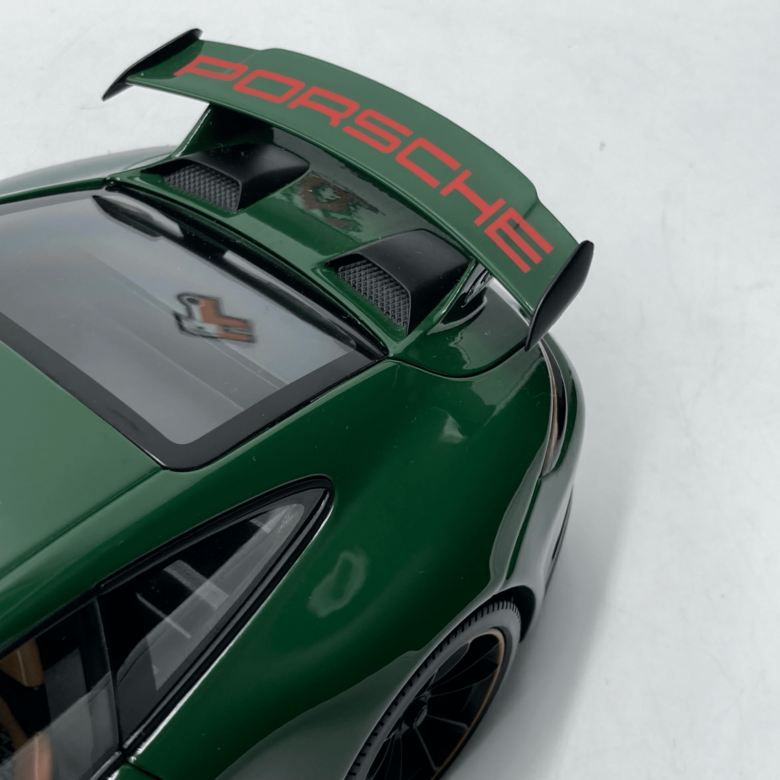 Porsche 911 GT3 2018 Darkgreen – Image 10