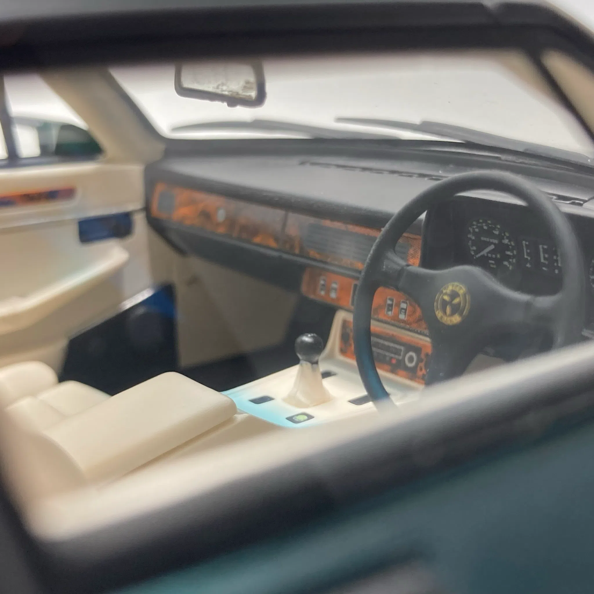 Lister Jaguar XJS 7.0 Le Mans Coupe British Green Racing 1988 – Image 6