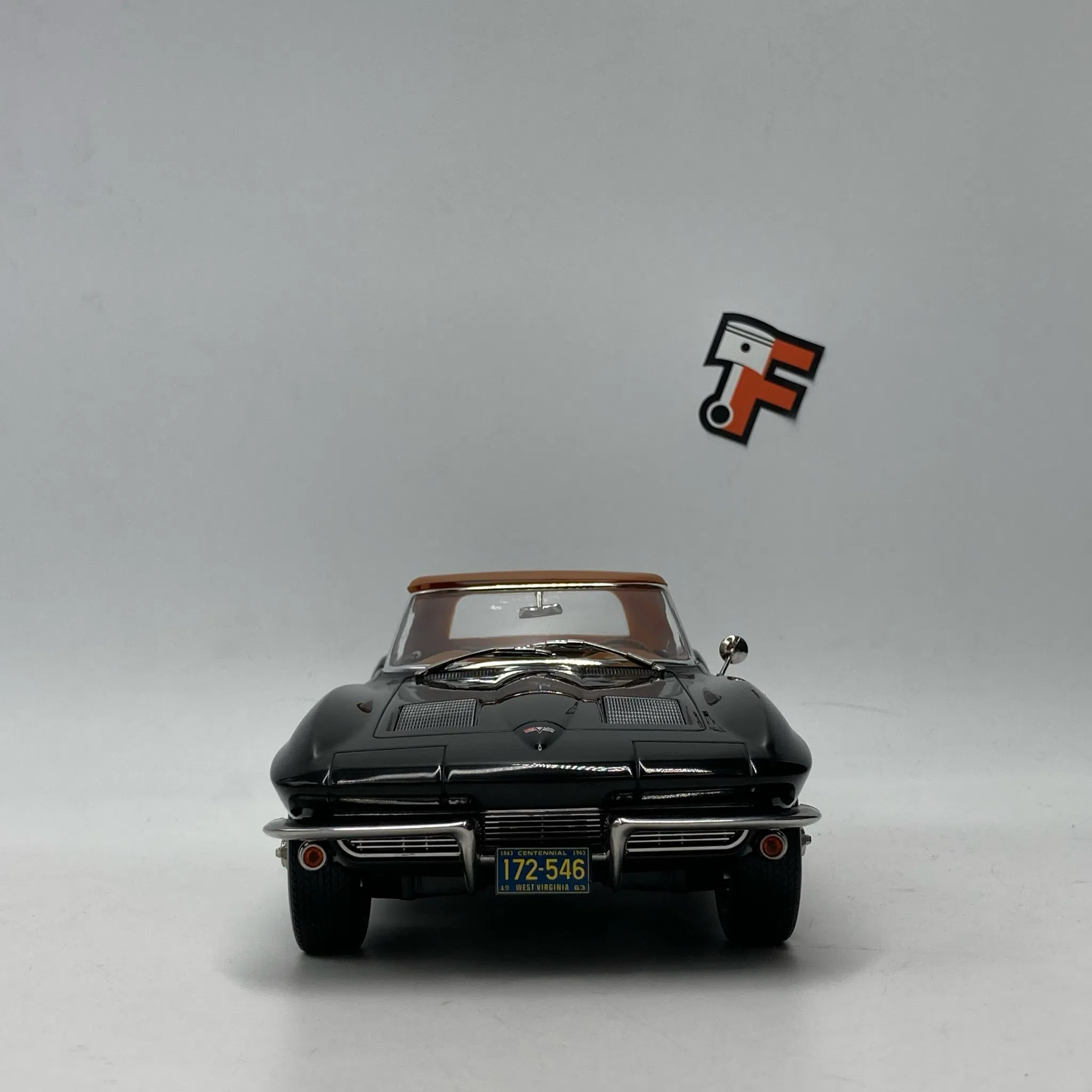 Chevrolet Corvette C2 Stingray Comvertible Black 1963 – Image 9