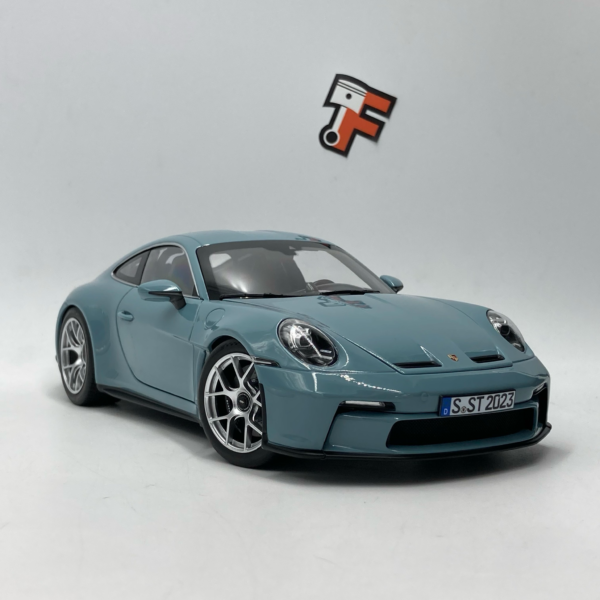 Miniature Porsche 911 S/T Meissenblau 2023 1/18 vendue en Suisse