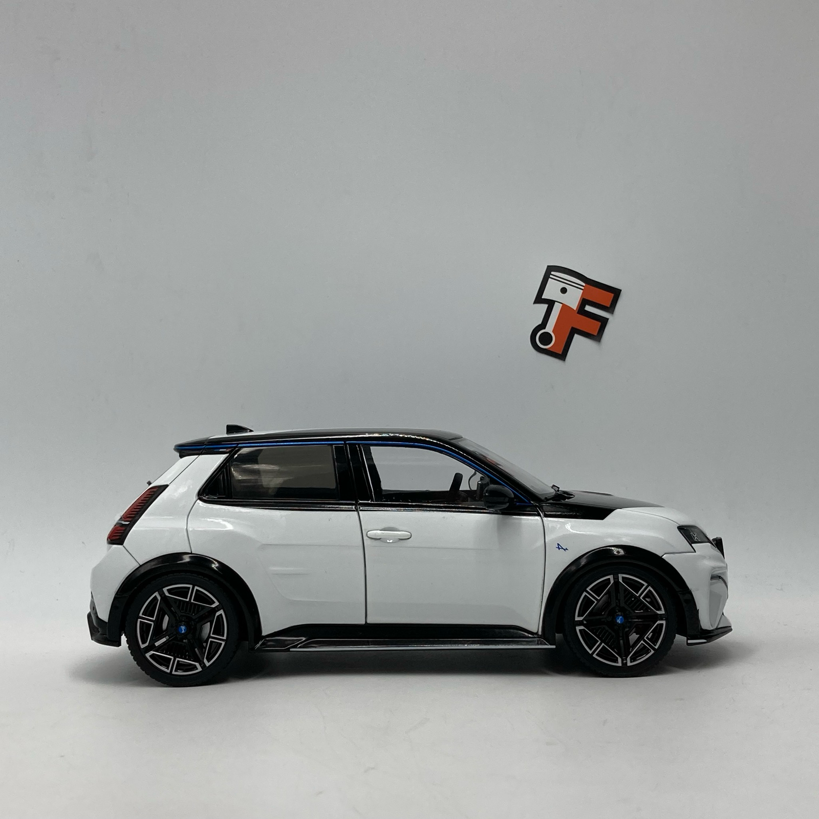 Alpine A290 Première Édition Beta White 2025 – Image 3