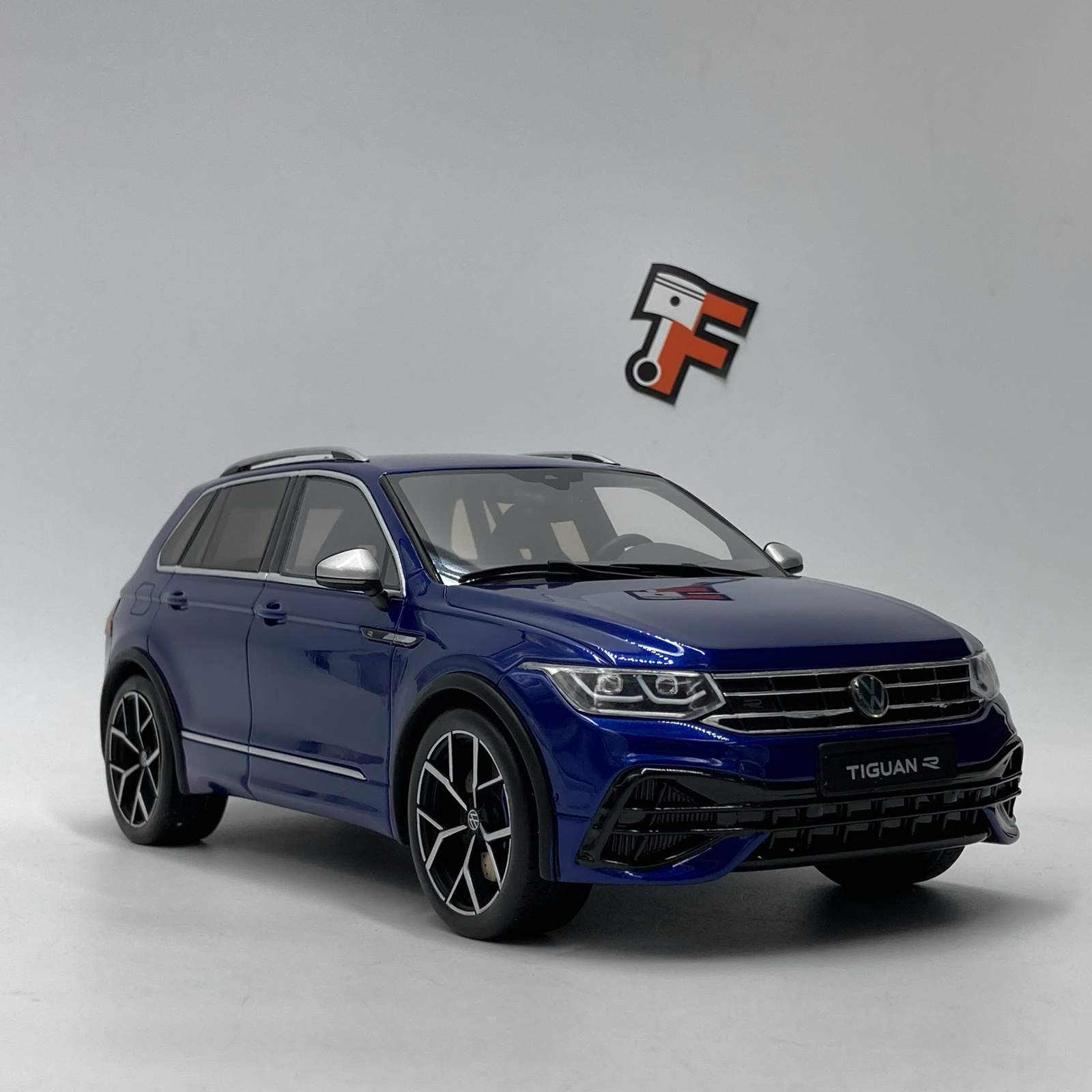 Miniature VW Tiguan R Lapiz Blue Metallic 2021 1/18 vendue en Suisse