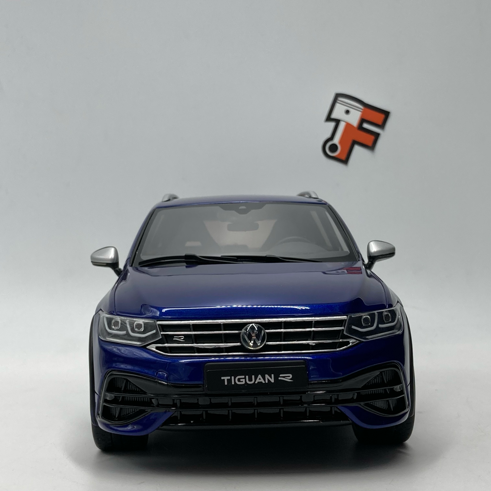 VW Tiguan R Lapiz Blue Metallic 2021 – Image 5