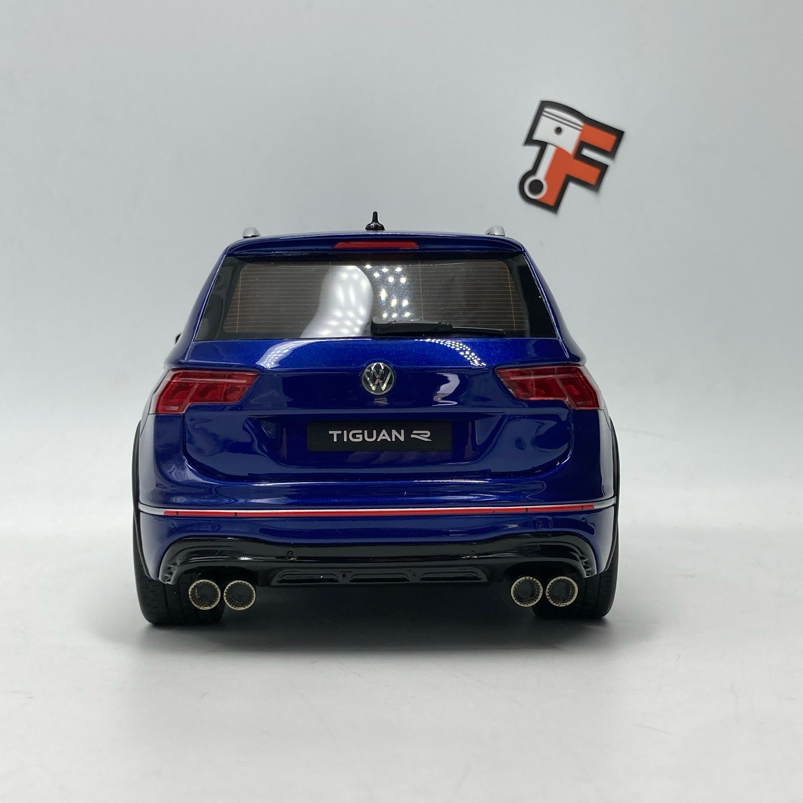 VW Tiguan R Lapiz Blue Metallic 2021 – Image 6