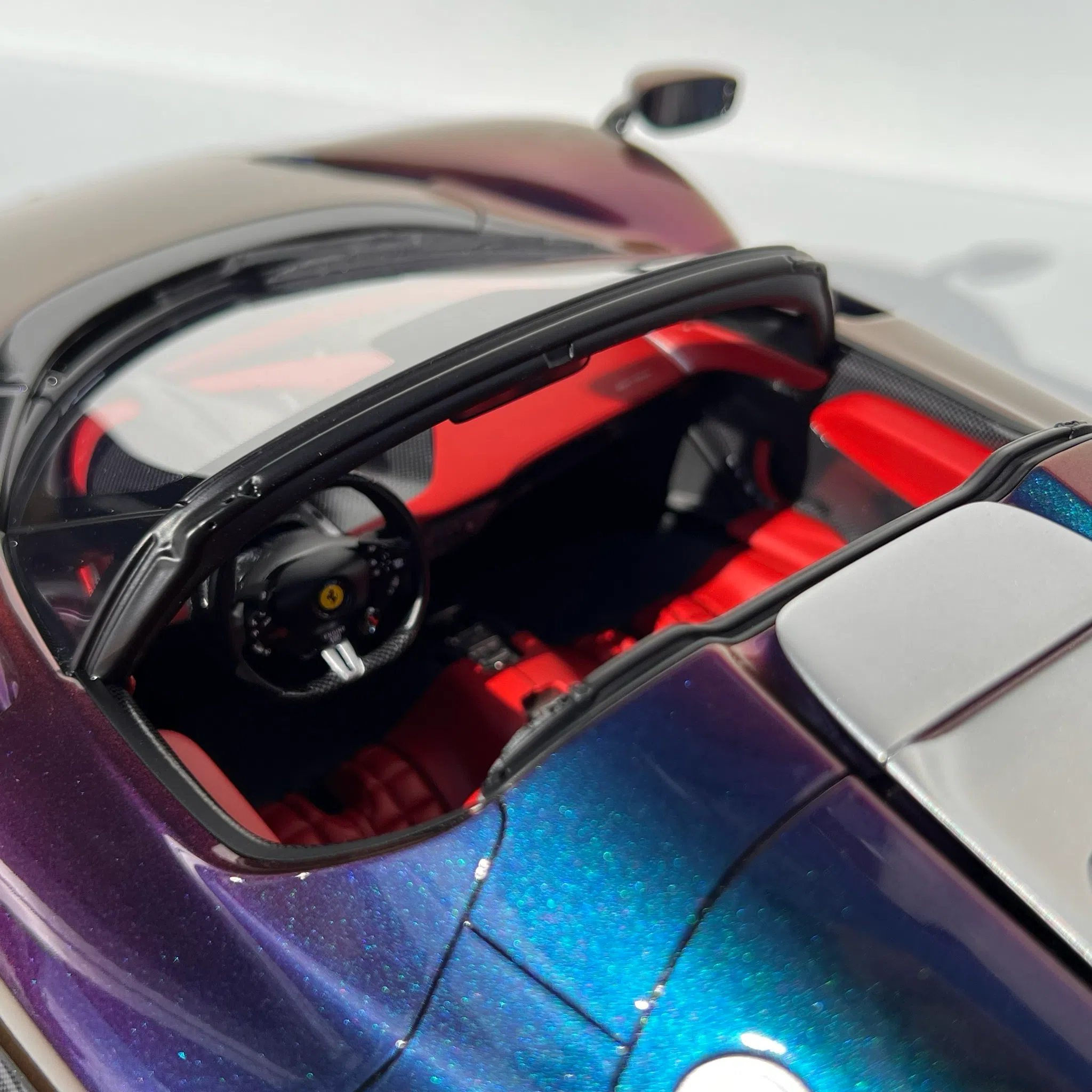 Ferrari Daytona SP3 Serie Icona Chamaleon Purple 2024 1/12 – Image 13