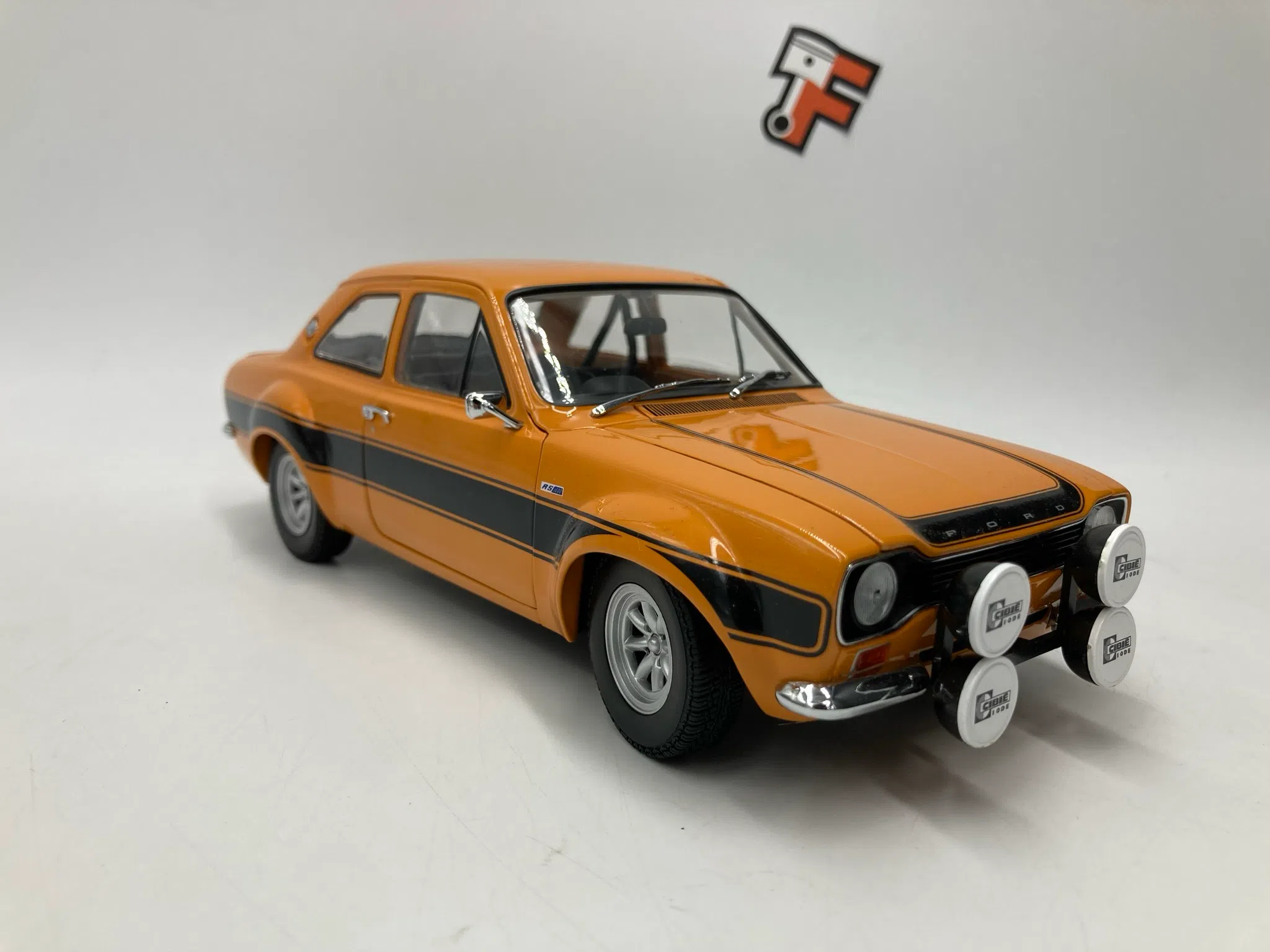 Miniature Ford Escort RS 1600 MKI Orange 1970 au 1/18 vendue en Suisse