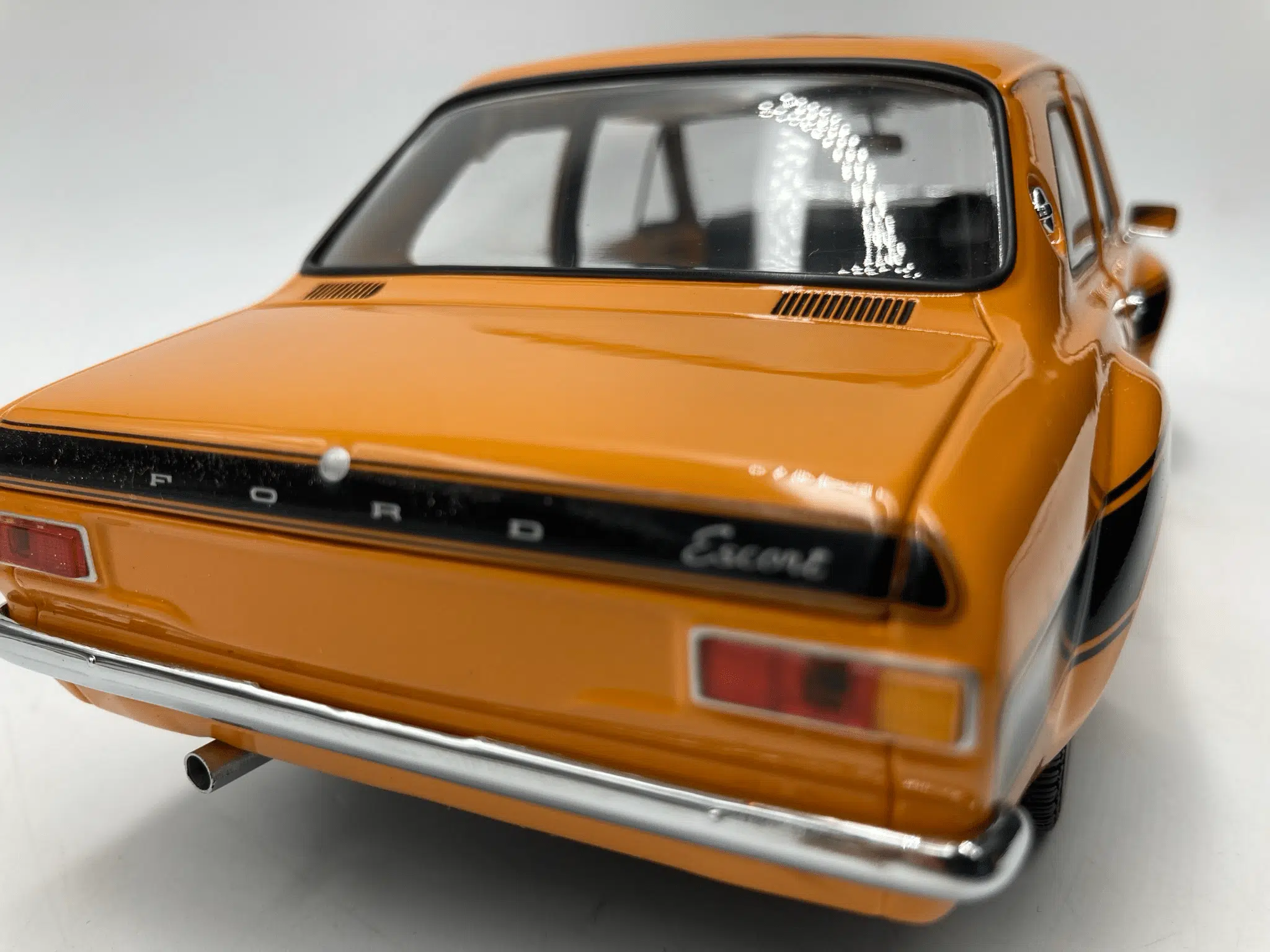 Ford Escort RS 1600 MKI Orange 1970 – Image 6