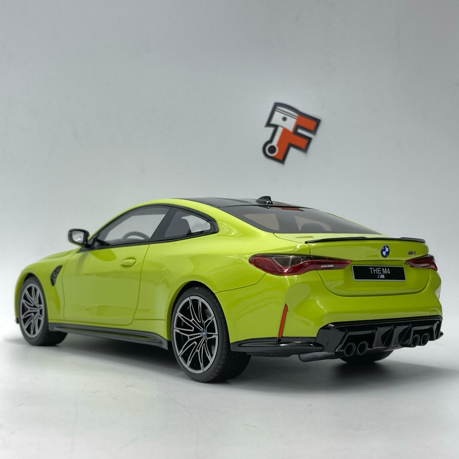 BMW M4 G82 Yellow – Image 4