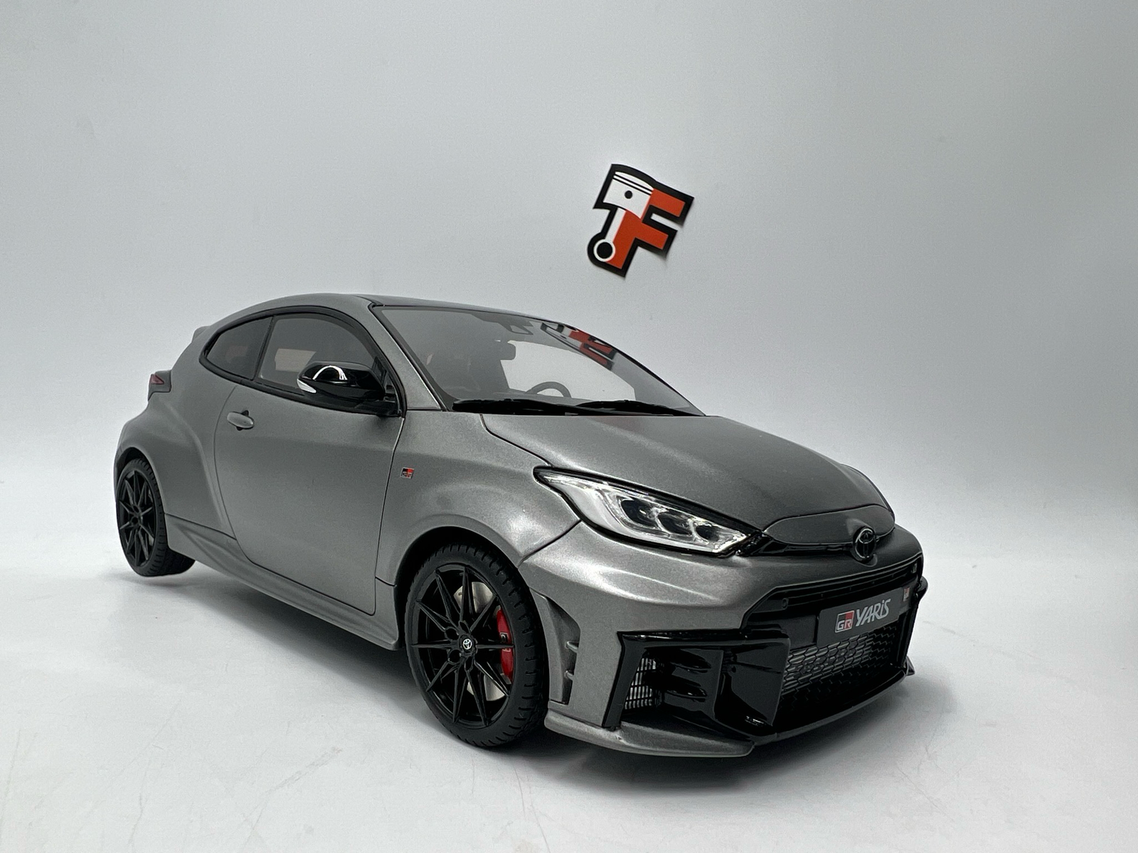 Miniature Toyota Yaris GR 2024 OttOmobile 1/18 vendue en Suisse