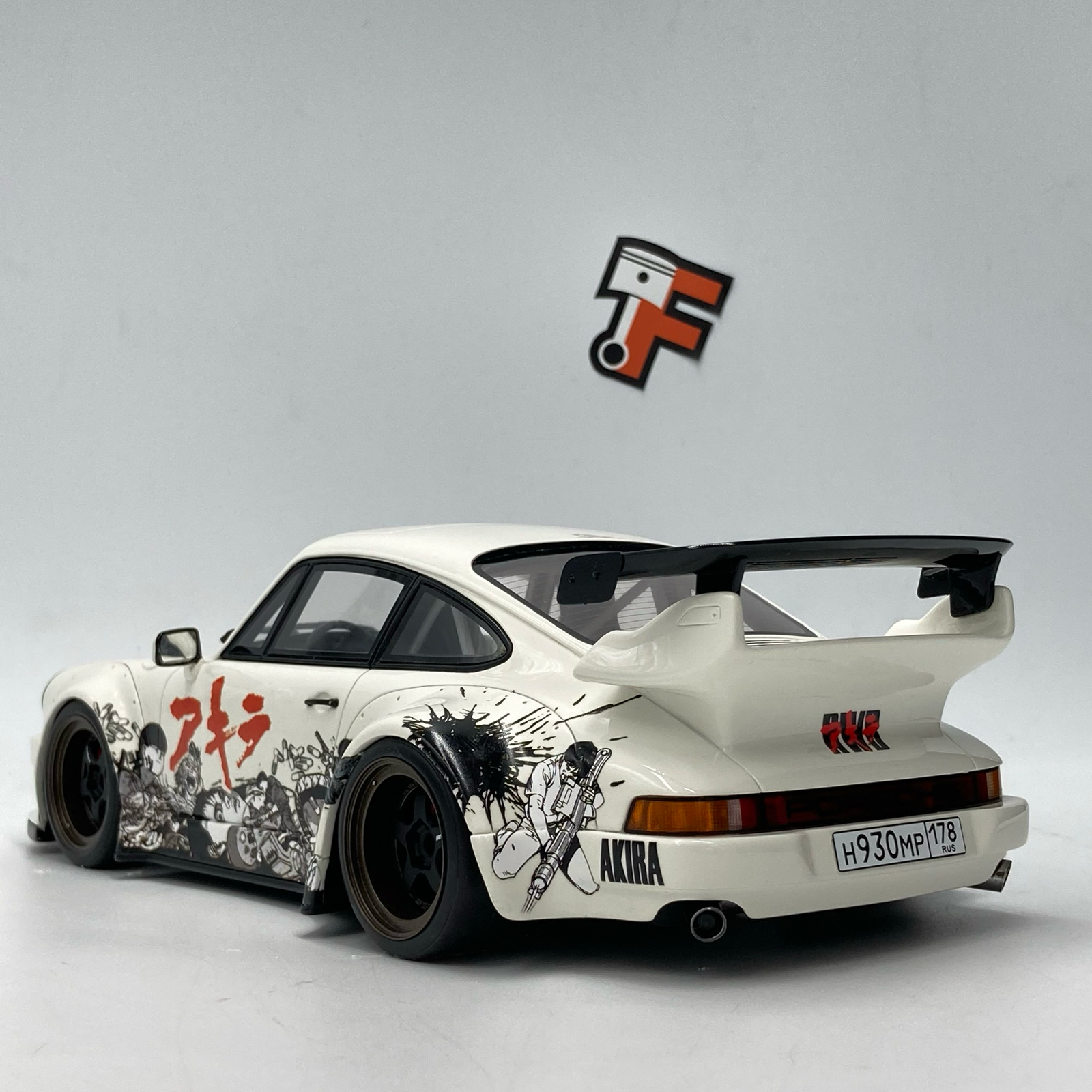Porsche 911 RWB Akira Type 2024 White – Image 4