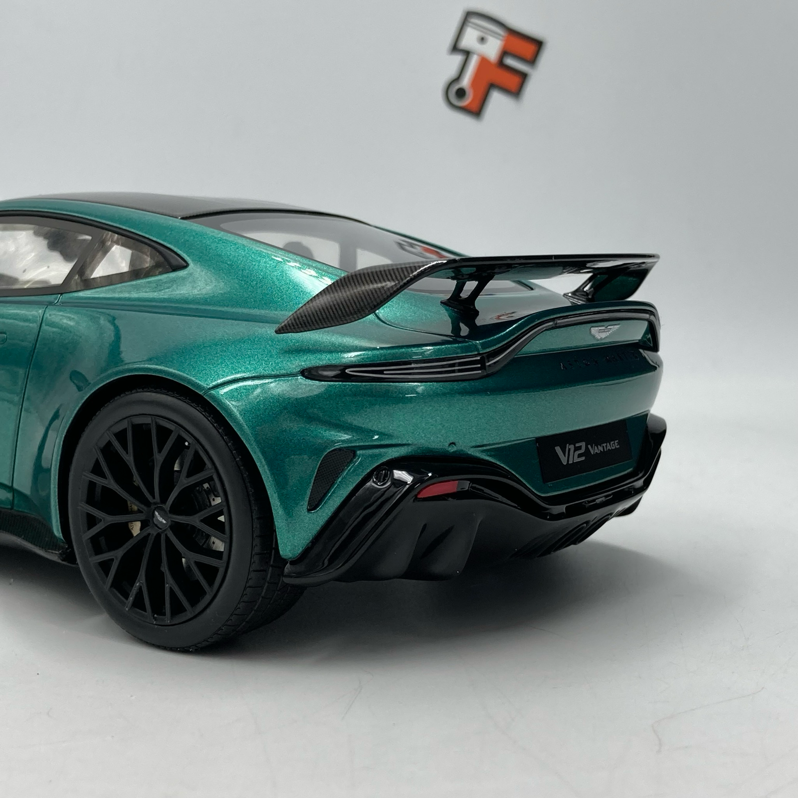 Aston Martin V12 Vantage Coupe 2023 – Image 8