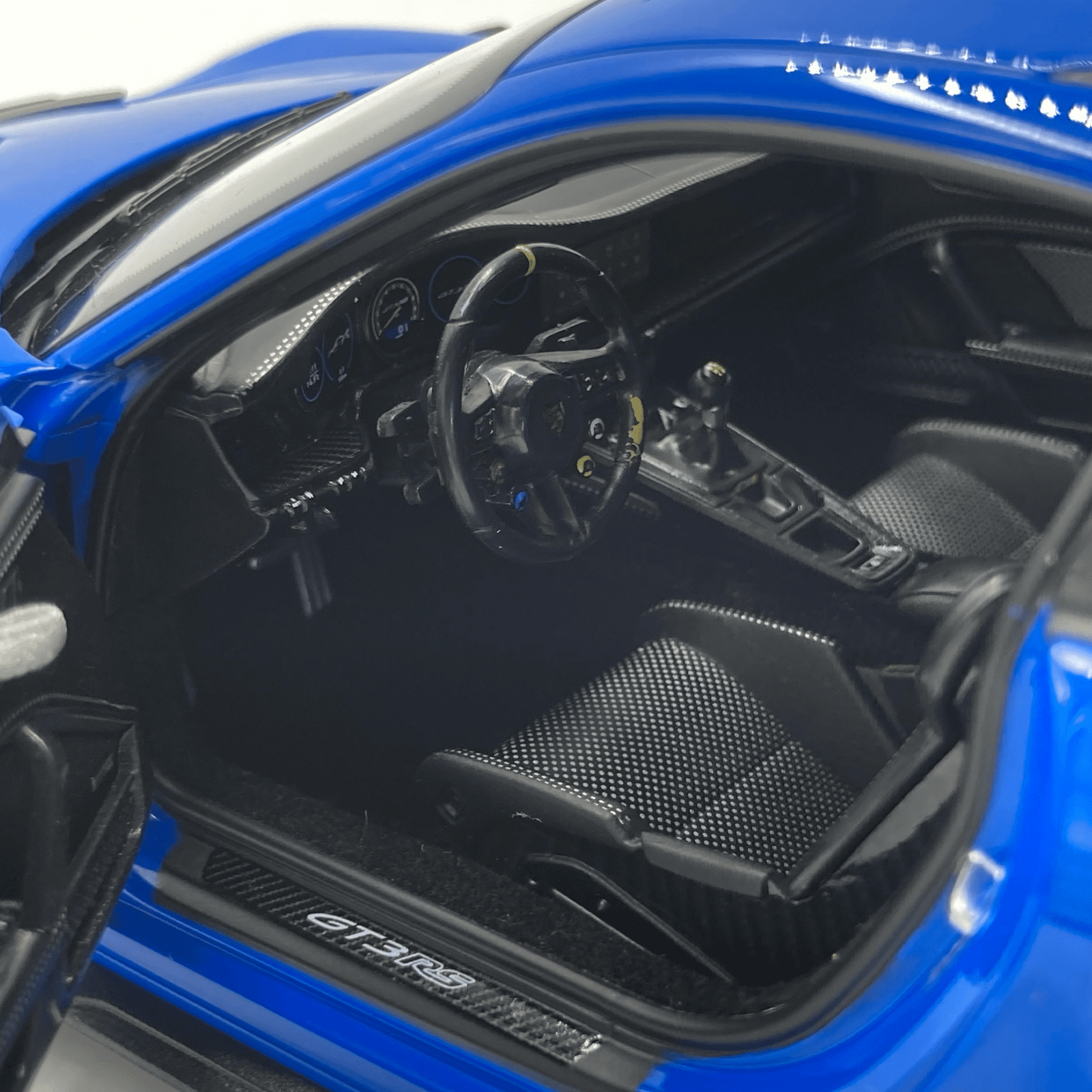 Miniature Porsche 911 GT3 RS 2022 Sharkblue vendue en Suisse