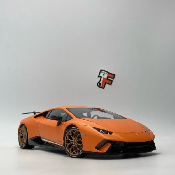 Miniature Lamborghini Huracan Performante Arancio Anthaeus 2018 Autoart 1/18 vendue en Suisse