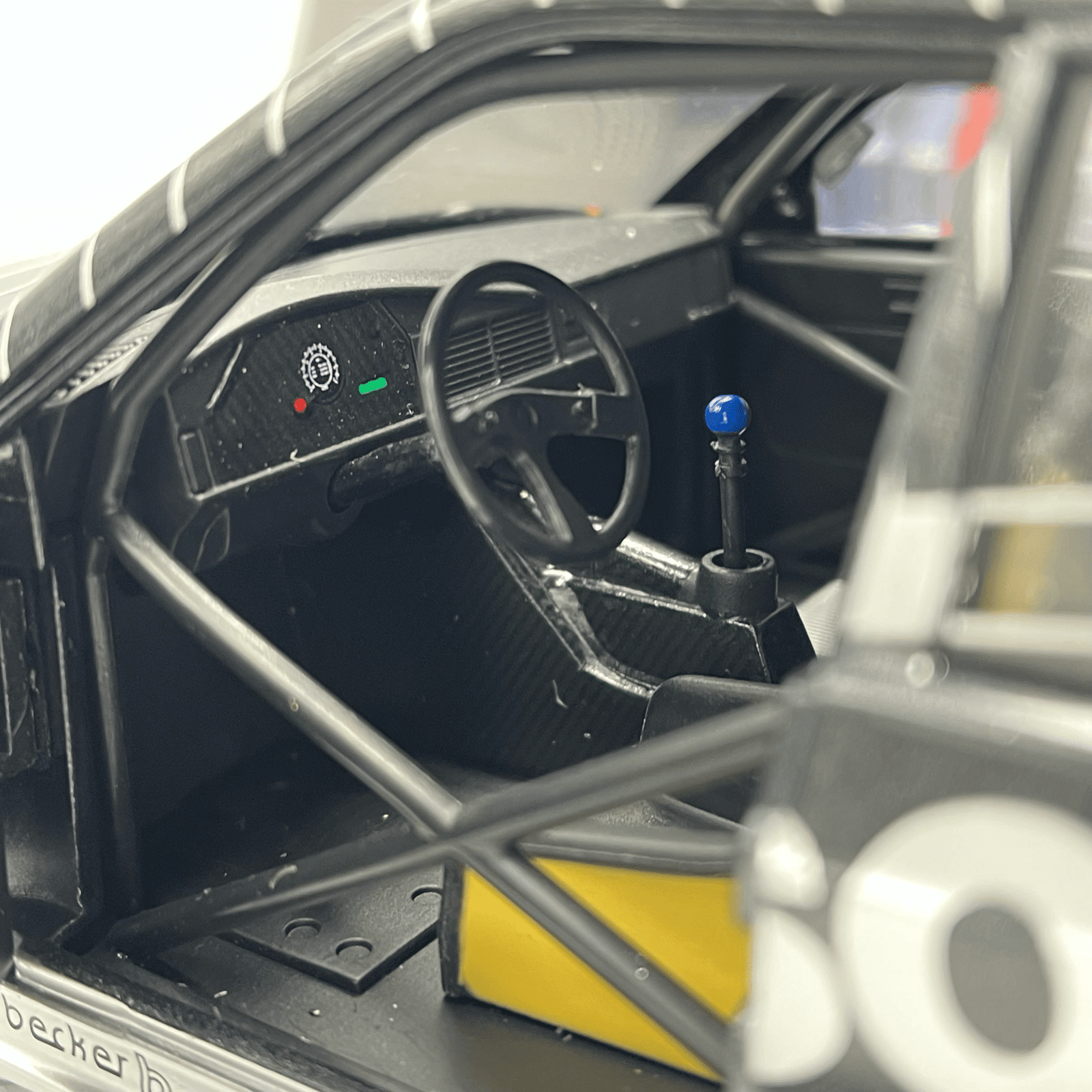 Mercedes 190 Evo II 2.5-16 DTM #3 1992 – Image 9