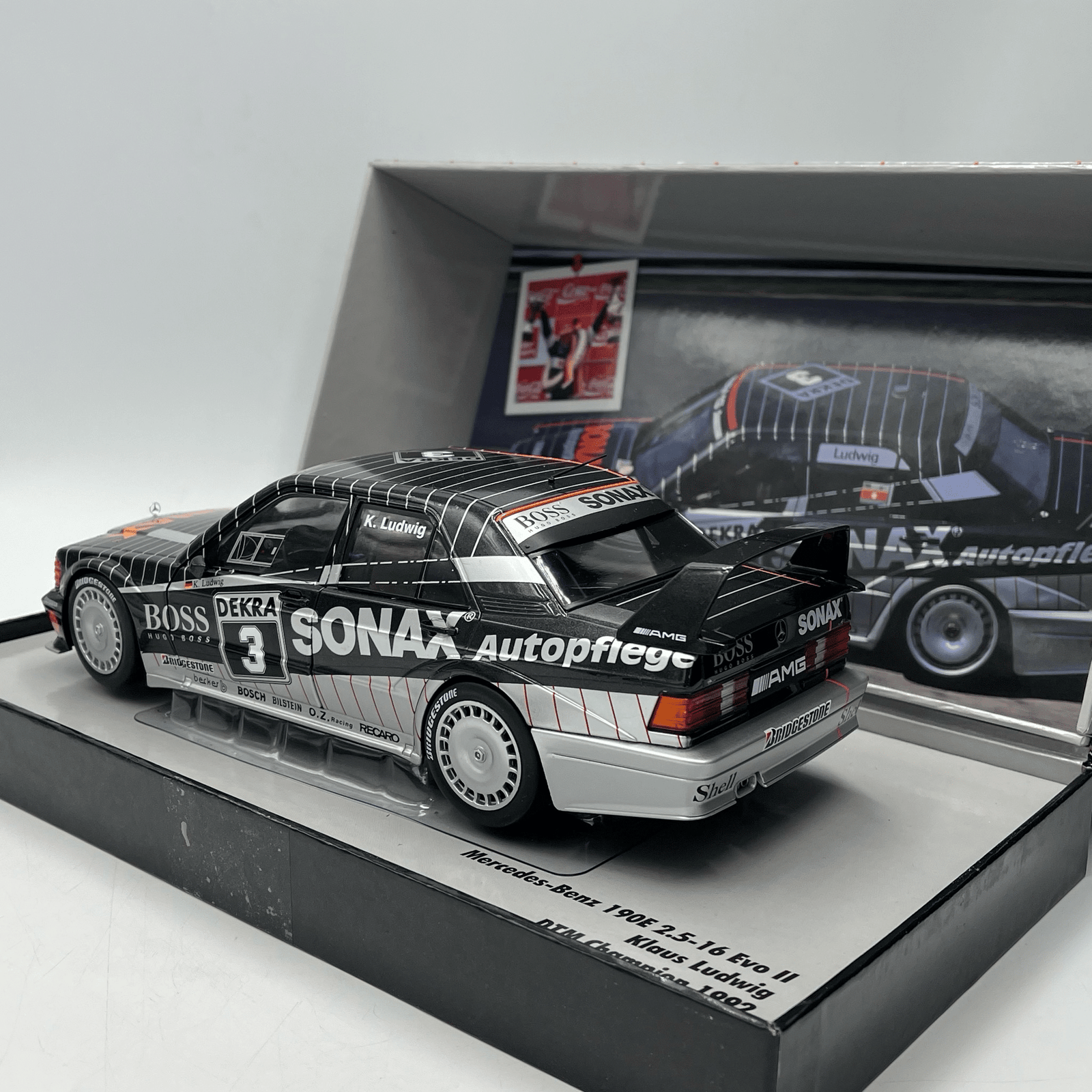 Mercedes 190 Evo II 2.5-16 DTM #3 1992 – Image 4