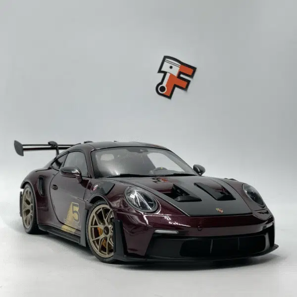 Miniature Porsche 911 GT3 RS 2024 Purple 1/18 édition limitée vendue en Suisse