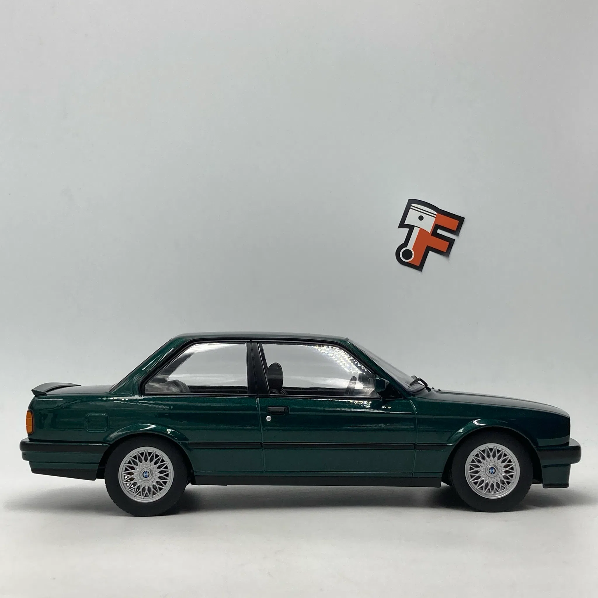 Bmw 325i M-Paket 1 1987 – Image 2
