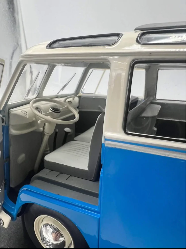 Volkswagen T1 Samba Baby Blue / White 1962 – Image 7