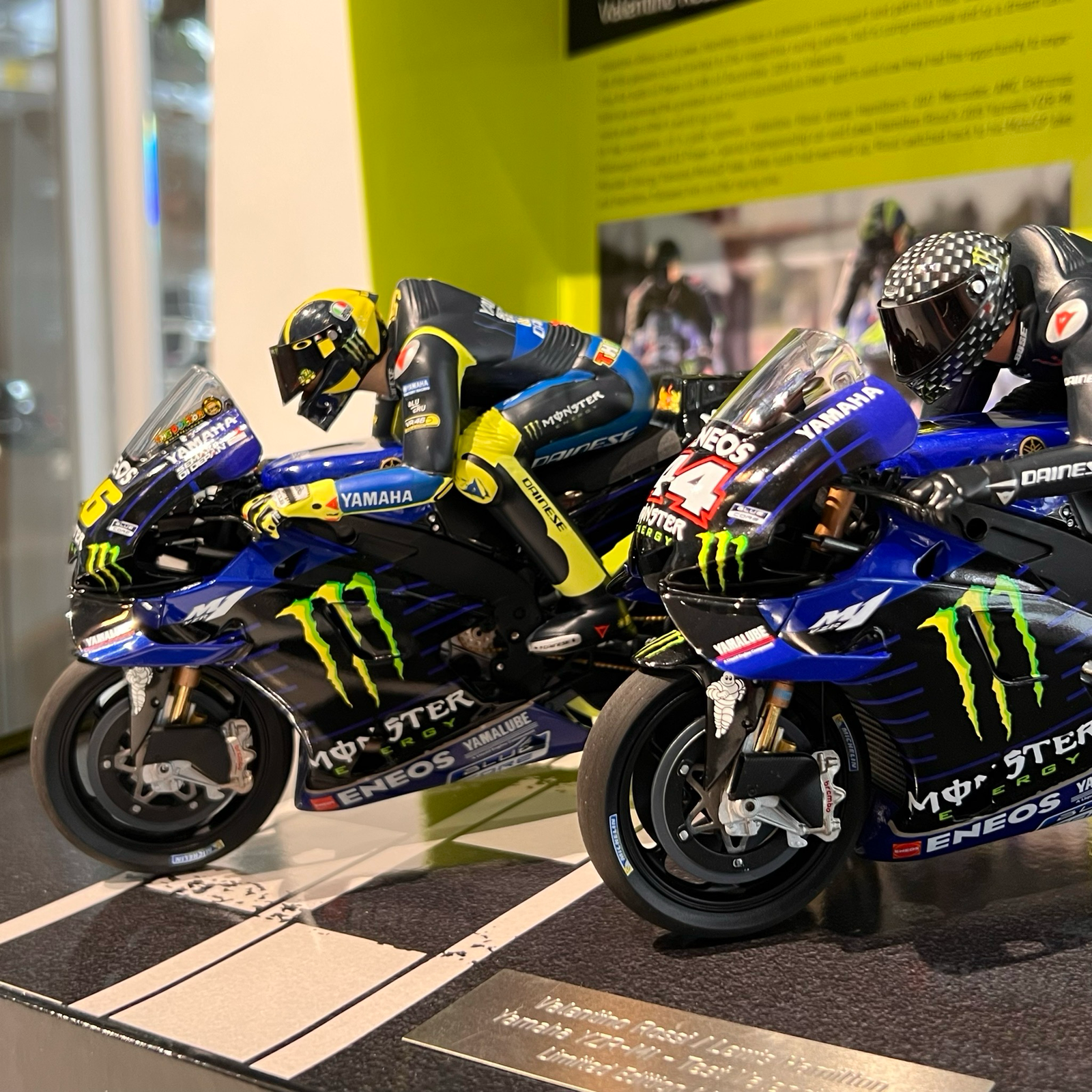 Yamaha YZR-M1 Valentino Rossi / Lewis Hamilton Test Valencia 2019 – Image 2