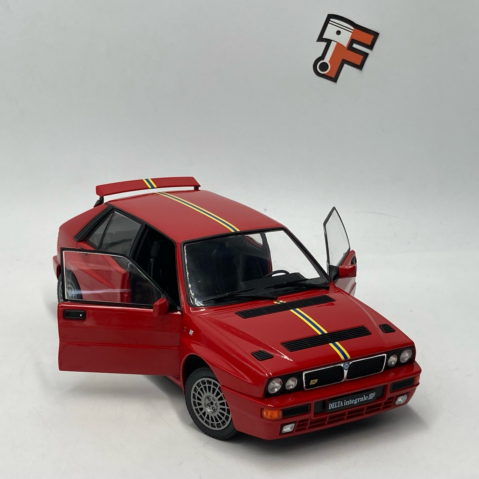 Lancia Delta HF Integrale Edizione Finale 1995 – Image 8