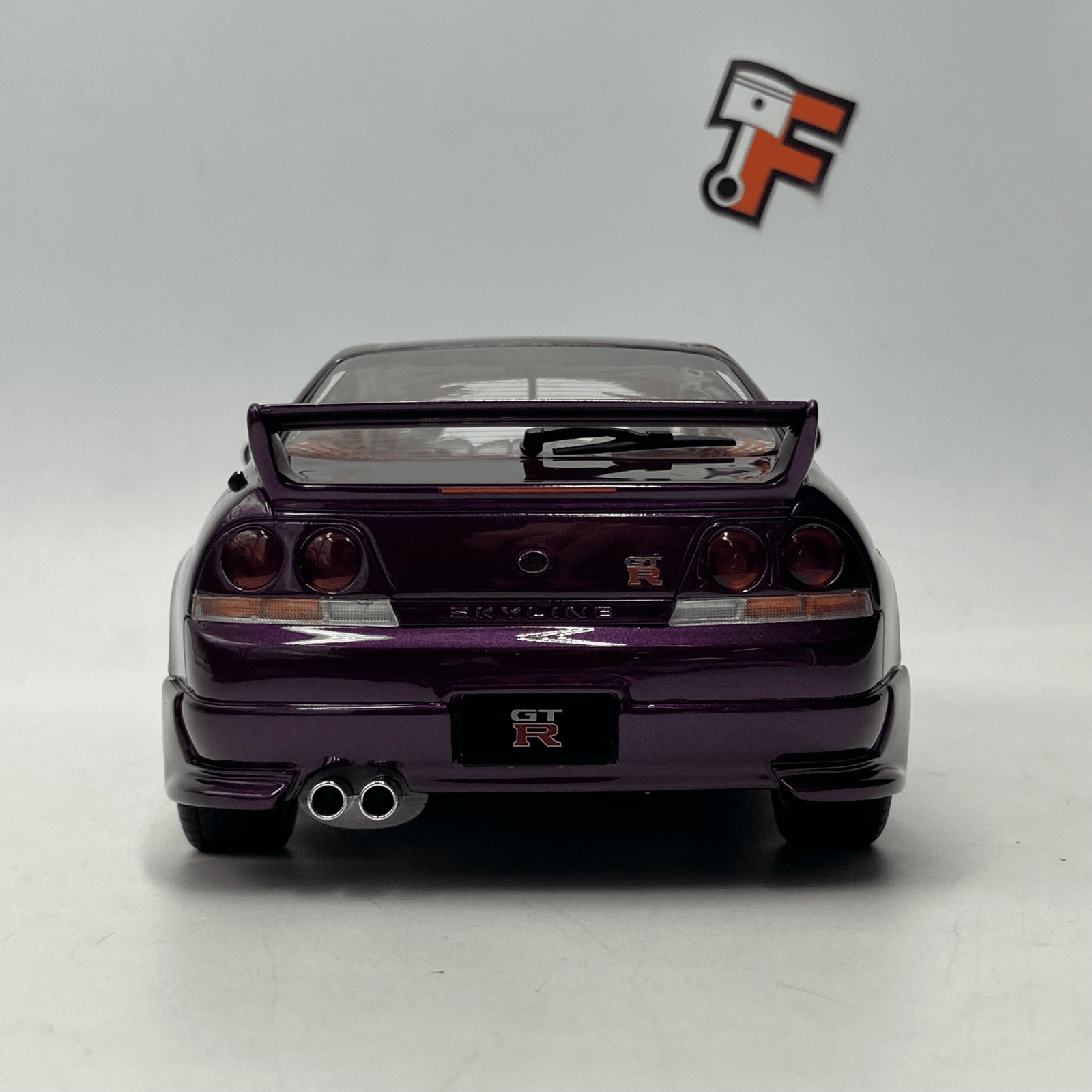 Miniature Nissan GT-R R33 V-Spec Purple vendue en Suisse