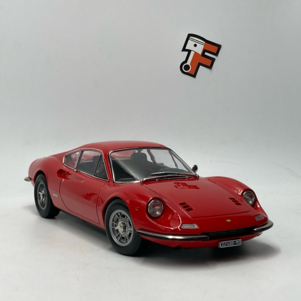 Miniature Ferrari Dino 246 GT Rouge 1/18 vendue en Suisse