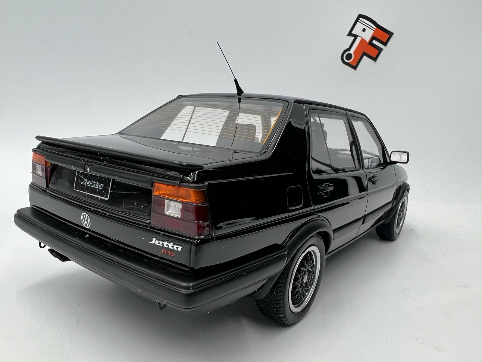 VW Jetta MK II 1987 noire – Image 3