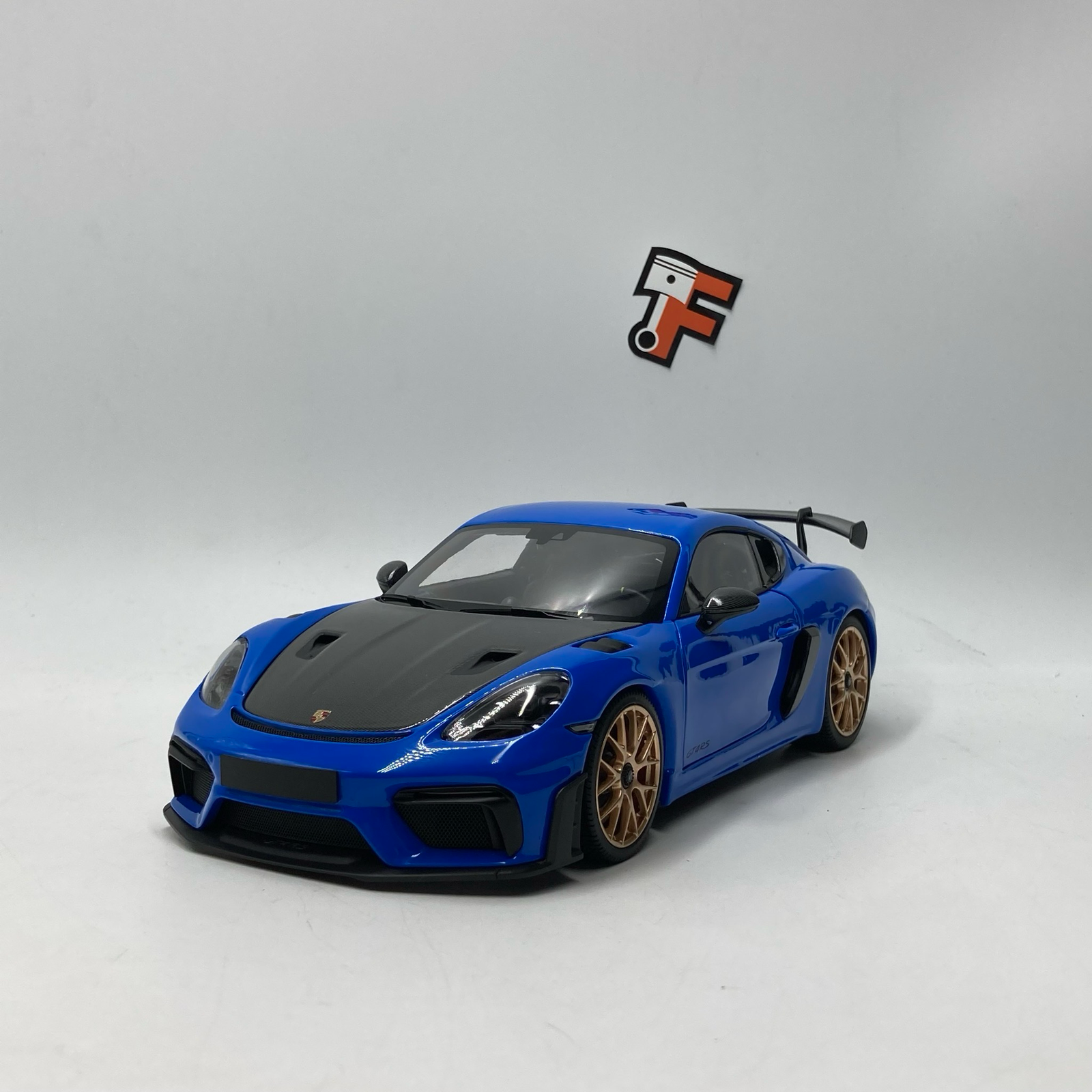 Porsche Cayman GT4 RS 2024 - Blue Weissach Package – Image 7