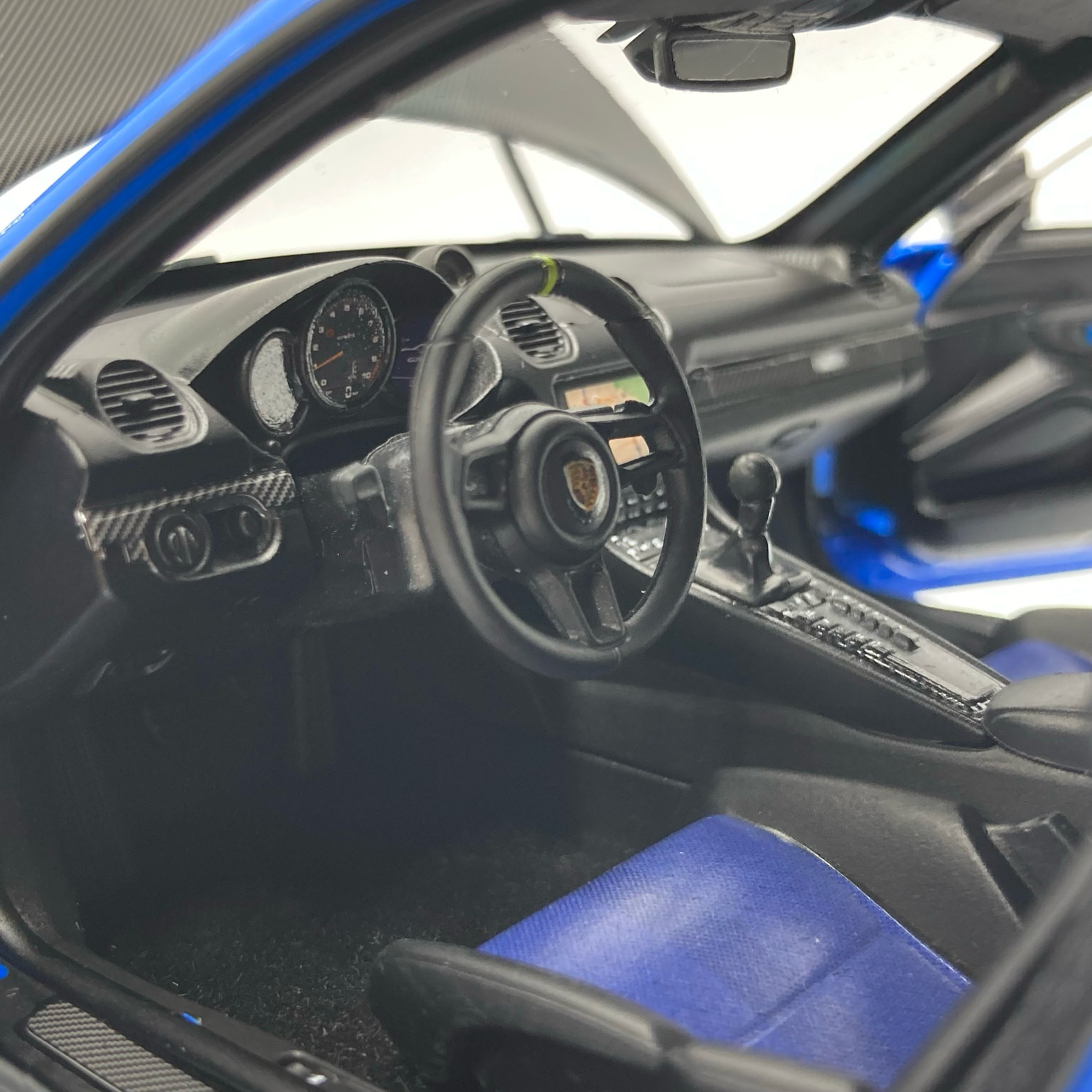 Porsche Cayman GT4 RS 2024 - Blue Weissach Package – Image 12