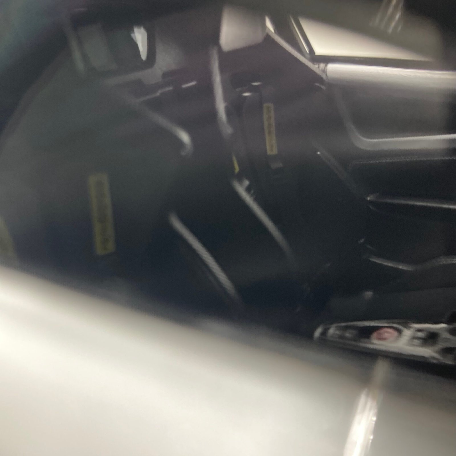 Alpine A110 R 2024 Iridescent White – Image 11