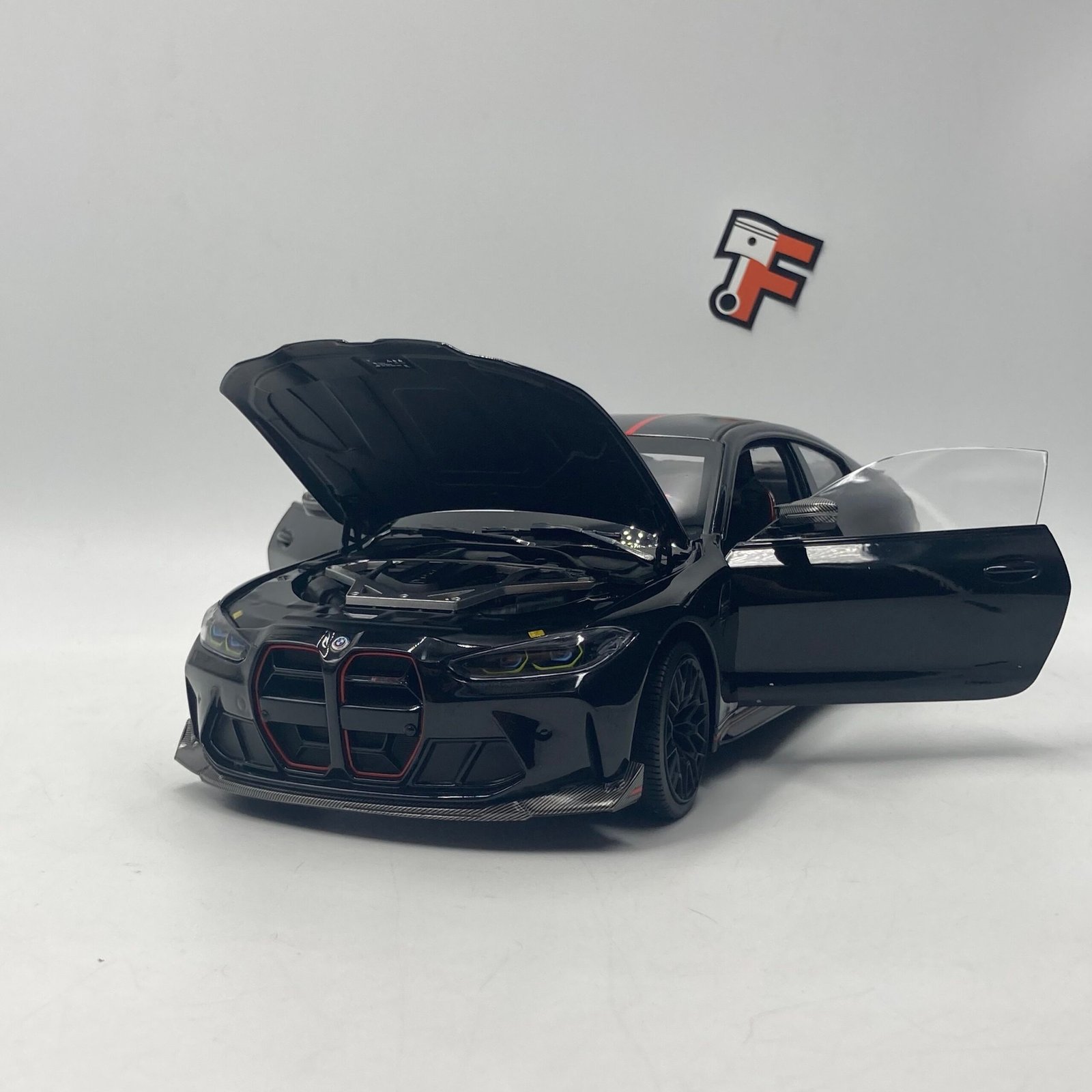 BMW M4 CSL (G82) 2023 Saphir Noir 1/18 – Image 10