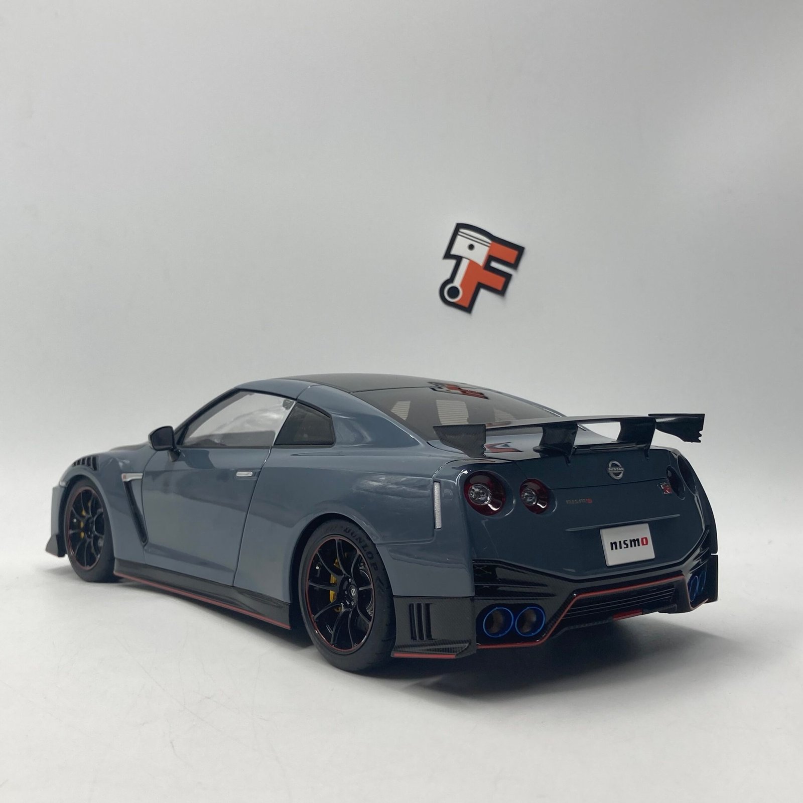 Nissan GT-R (R35) Nismo Special Edition Stealth Grey 1/18 – Image 4