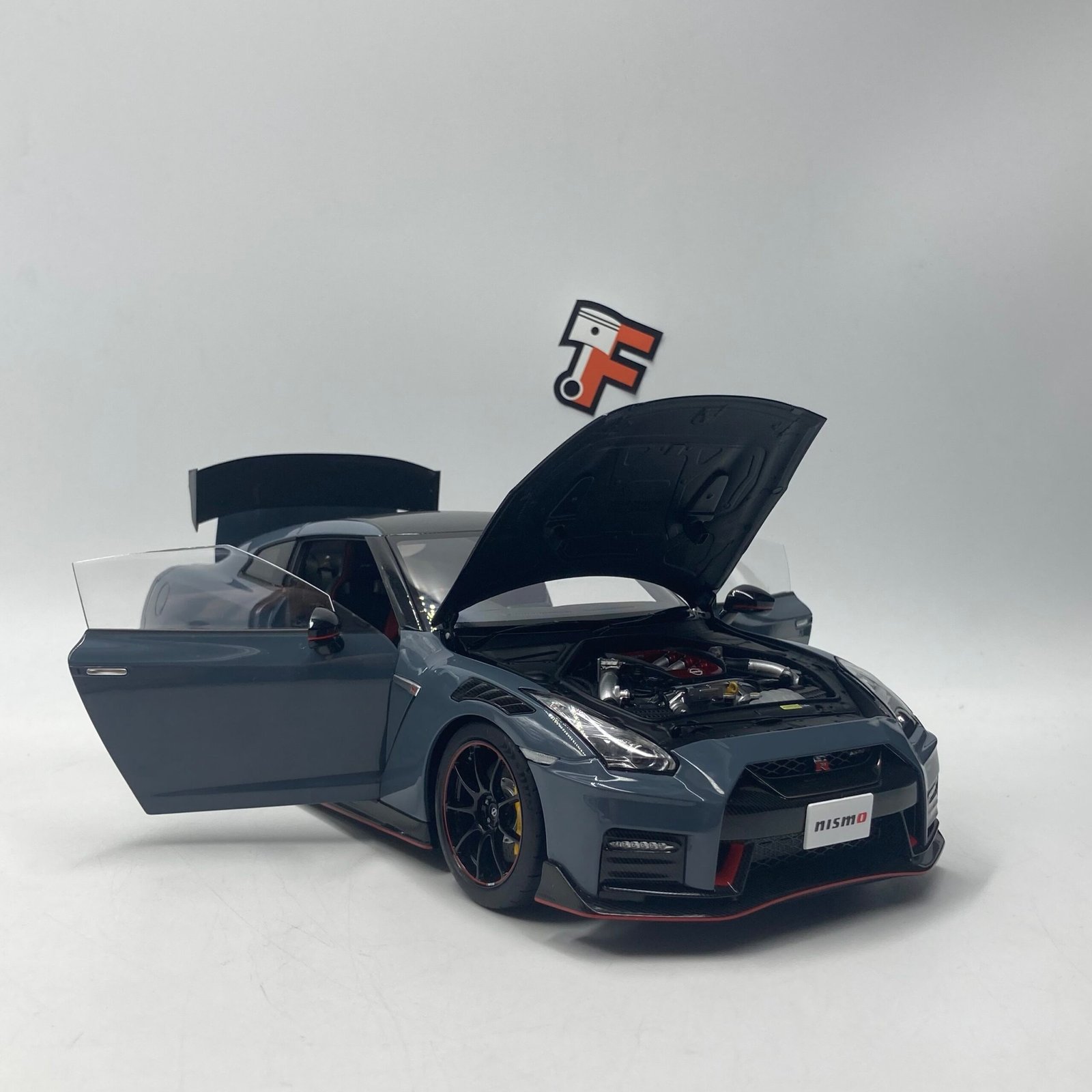Nissan GT-R (R35) Nismo Special Edition Stealth Grey 1/18 – Image 7