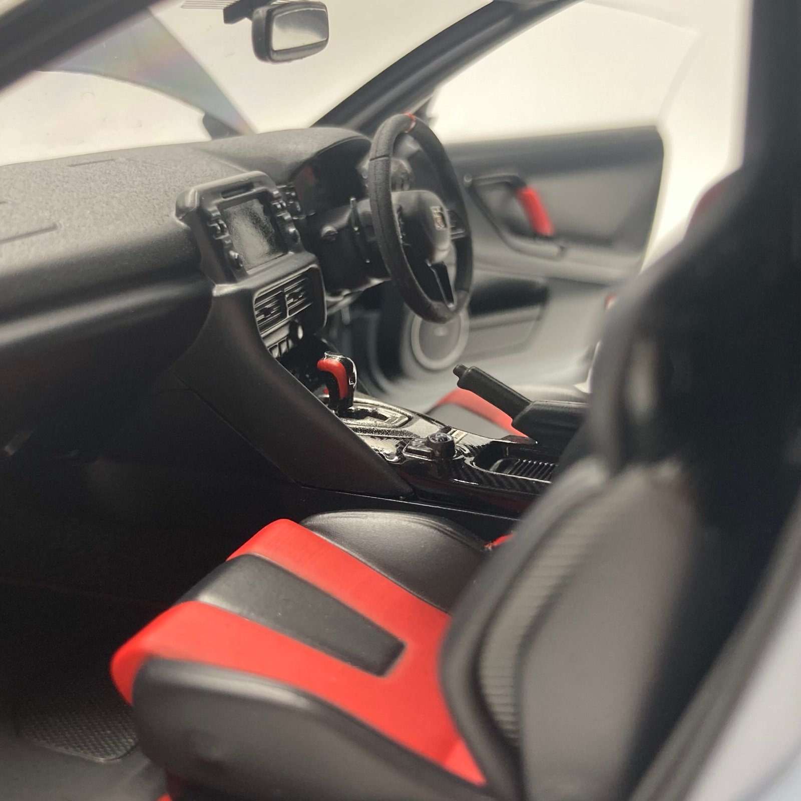 Nissan GT-R (R35) Nismo Special Edition Stealth Grey 1/18 – Image 11