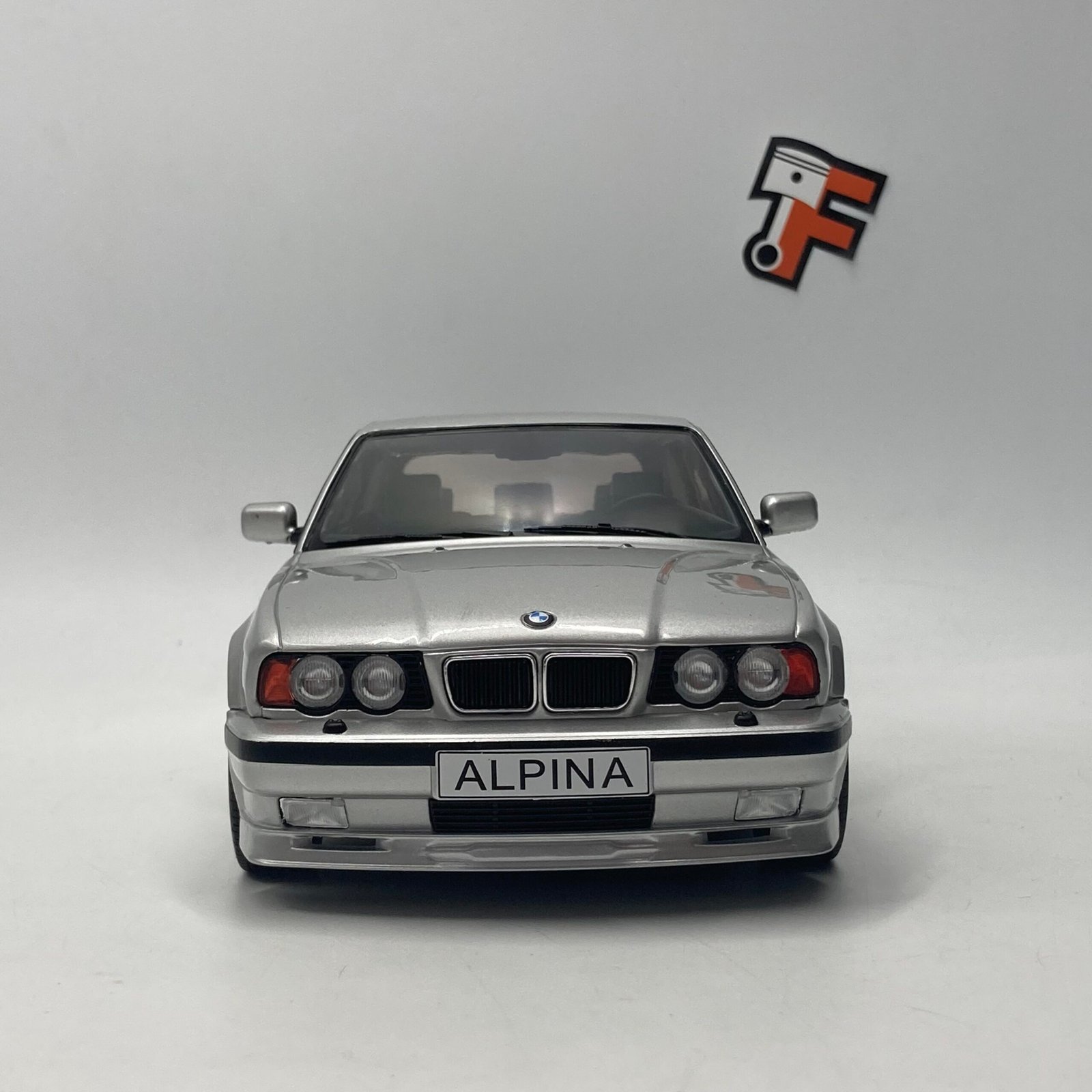 BMW Alpina B10 4.6 Touring – Image 2