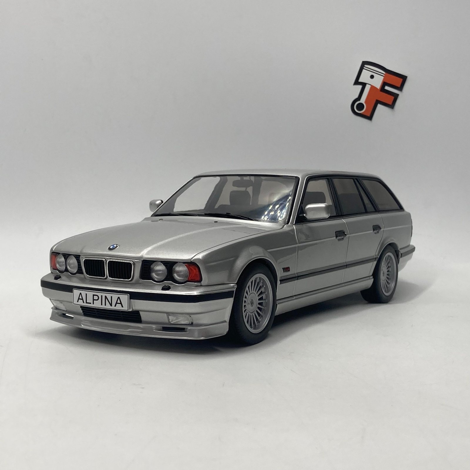 BMW Alpina B10 4.6 Touring – Image 3