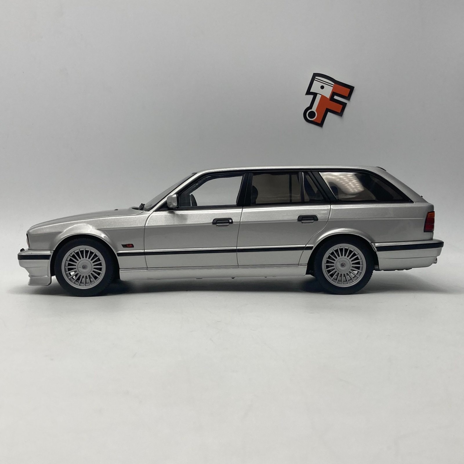 BMW Alpina B10 4.6 Touring – Image 4