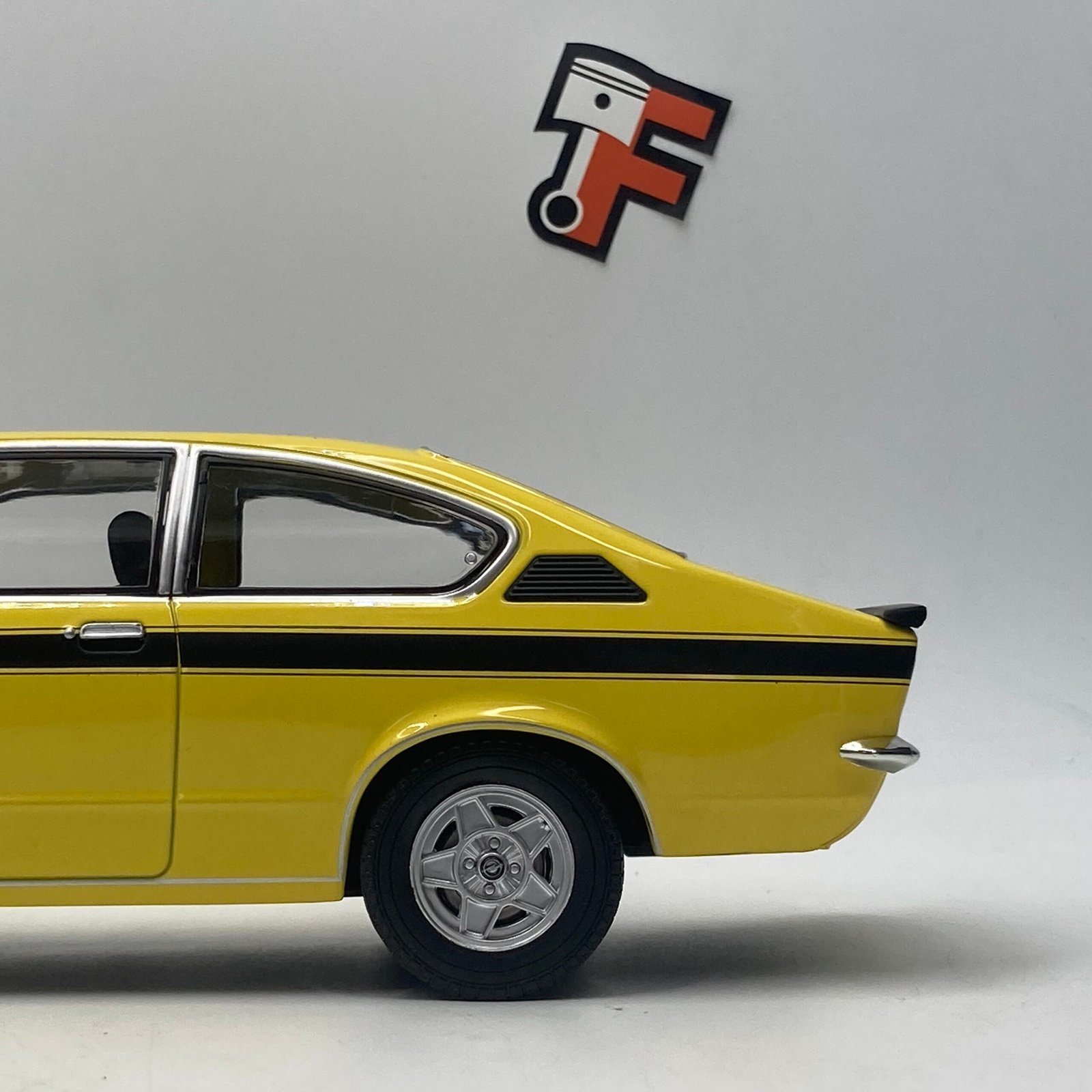 Opel Kadett C Coupe GT/E Yellow – Image 11