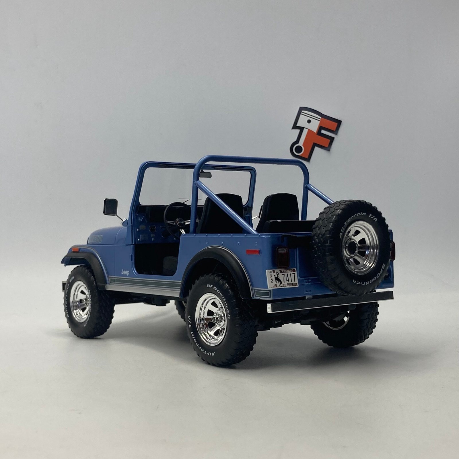 Jeep CJ-7 Laredo Blue – Image 5