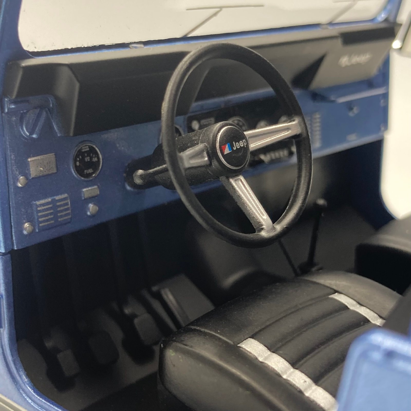 Jeep CJ-7 Laredo Blue – Image 9