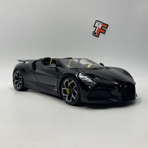 Miniature Bugatti Mistral Black 1/18 vendue en Suisse